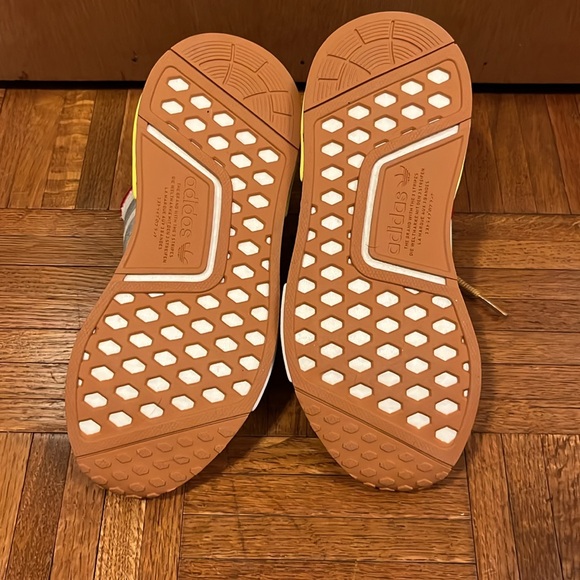 Adidas NMD R1 NWT Sneakers Kids - Picture 2 of 7